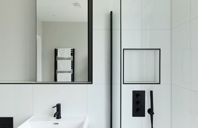 The Brondesbury Hideaway - Stylish 3bdr Flat With Balcony Parking - Foto 26