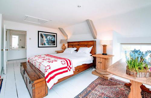 Magnificent Clarence cottage! - Photo 65