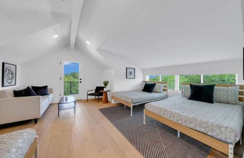 Sleeps 42 2 Pools & Game Room 11BR near Downtown - Foto 45