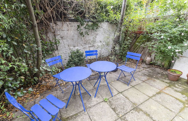 JOIVY Charming 3 bed house with a rooftop terrace - Photo 29