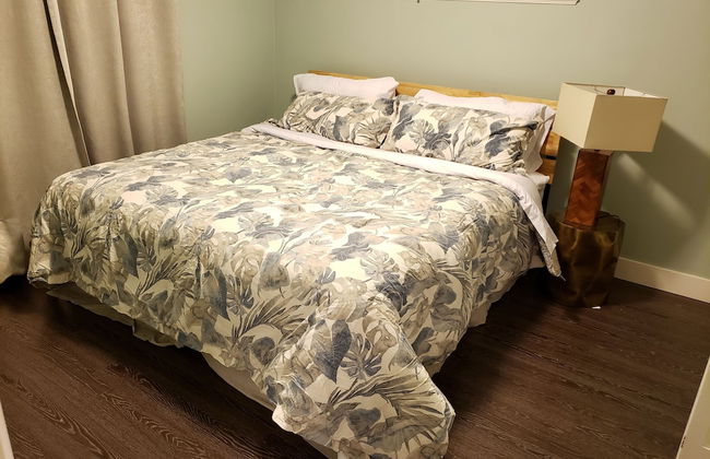 LUXE Retreat at 8050 Kaymar Dr. - Photo 4