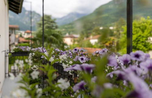 Maji Como Lake - Lake Como Historic Villa Apartments with Pool & Parking, 100m from Ferry & train - Foto 40
