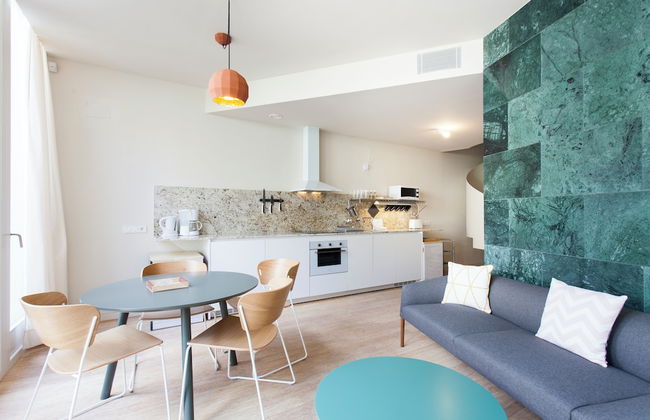 Aspasios City Oasis Apartments - Photo 32