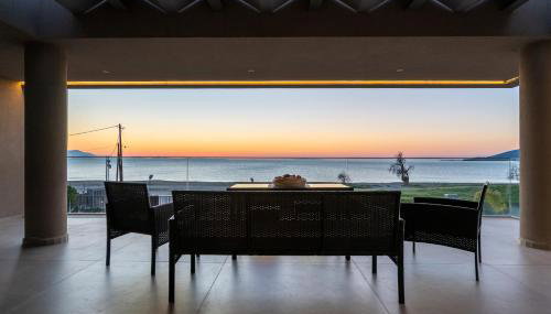 Sun and Sea Apartment - Beachfront, 2 Bedrooms with Sea View & Garden - Foto 3
