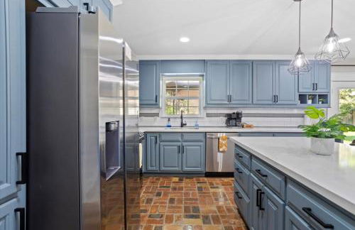 Ranch Home Gem 5BR Home Sleeps 12 with Game Room - Foto 13