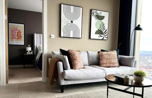 Lusso by Luisa - 2 Bed Modern Luxury Apartment in Central Birmingham (5*) - Photo 1