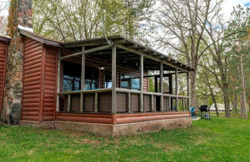 Beautiful Family Cabin with Cozy Interior and Exterior in Saint Croix Falls, Wisconsin - Foto 28