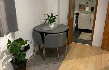 Cosy Flat behind a CreekBeach in Grays - Foto 17