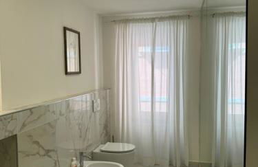 Re House Suite & Deluxe Apartament - Foto 5