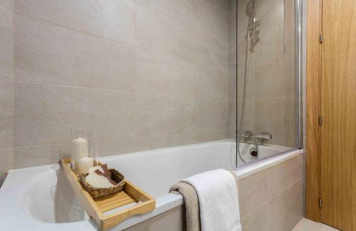 Spacious Urban Elegance in Plaza Castilla - Foto 2