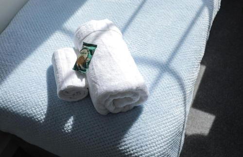 Big PROMO! Central Canterbury City Escape 2BR 2BA House, en-suite, Couples Retreat, Perfect For Families, Students, Relocators FREE Parking Fast WiFi - Foto 27