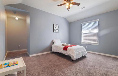 The Aubrey Escape with Fenced Backyard - Foto 35