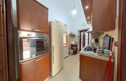 Guada House - Photo 8