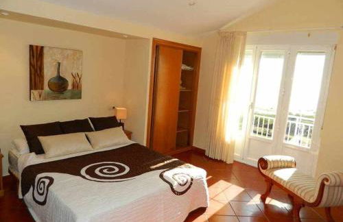 Piso en primera línea de playa en Lariño - Foto 6