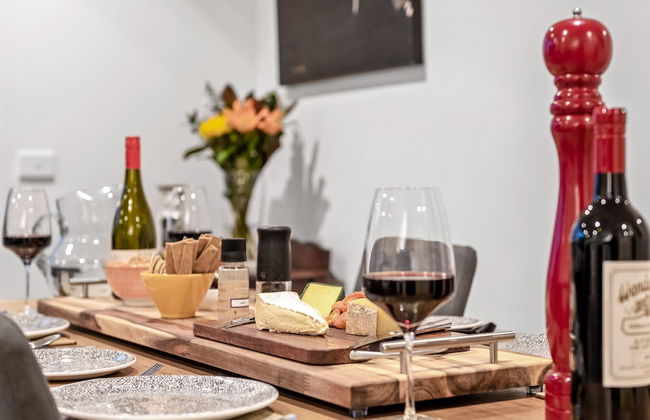 StayCentral - East Brunswick Penthouse with Study - Foto 7