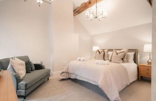 The Farmhouse - Photo 59