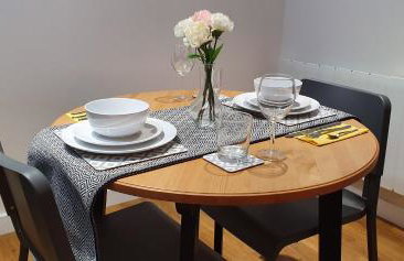 Northampton 2 Bedroom Town Centre Apartment close to University, Hospitals, Brackmills - Foto 11