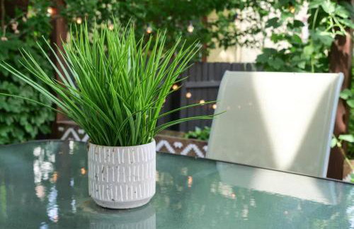 Historic Home in Ohio City Near W25! - Foto 49