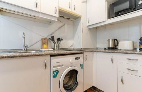 Cozy renovated -2Bedrooms 1Bathroom-Malasaña - Foto 7