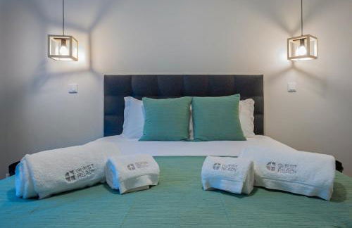 GuestReady - Charming Apartment with Patio - Foto 14