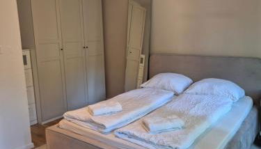 Modernes Apartment in Top-Lage Nürnbergs - Foto 2, wardrobe