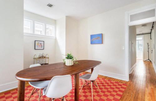 Fun & Funky 2BR in Downtown Princeton - Photo 2
