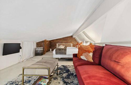 Chic 1-BR Loft Nestled Between Dupont & Logan - Foto 15