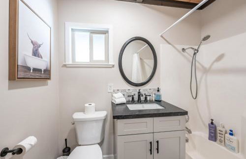 Elderberry Bluejay Location Goals Tub Time - Photo 71