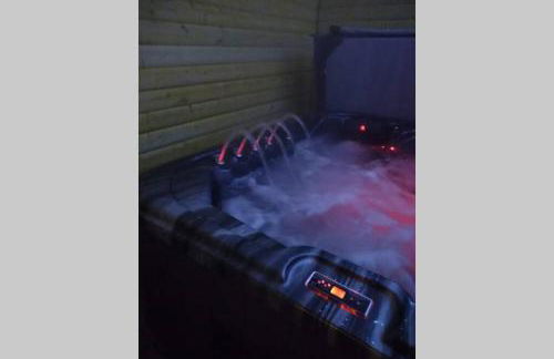 The Cottage - Hot Tub - nr Glasgow - self check-in - Foto 39