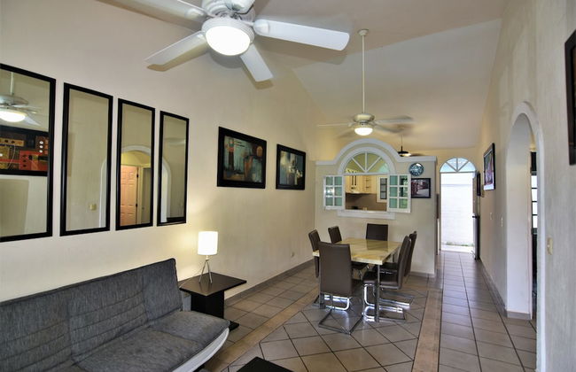 Tulipanes Cancun - Foto 24