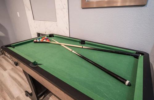 Luxury Living Just Steps from the Strip - Foto 11