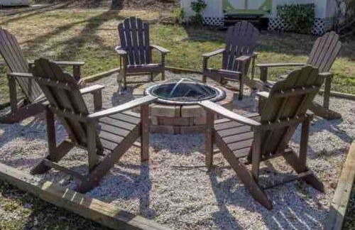 Hot Tub, K Bed, Hammock, Fire pit, Quiet & Peaceful - Foto 9