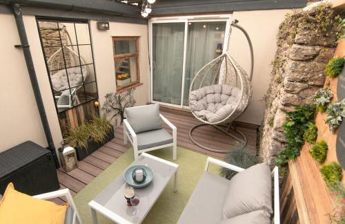 Bumblebee checkout 2pm Frome Longleat Aqua Sana Bath 5 people PRIVACY - Foto 46