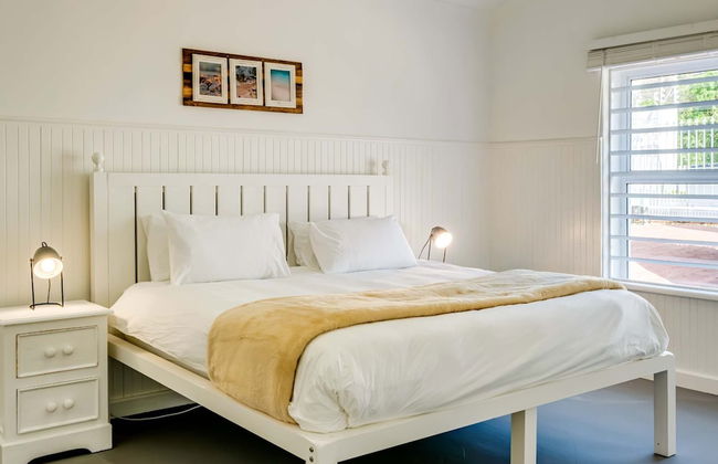 Unwind in Coastal Charm at Villa Santorini - Photo 48