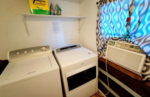 Wolf's Cabin-Walk to Downtown Noblesville - Foto 30