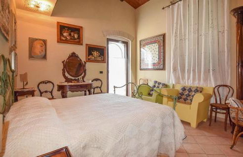 5 Bedroom Lovely Home In Lucera - Foto 27
