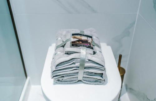 Stylish 2-Bed Apartment - Prime Leeds City Centre - Foto 37