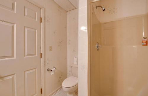 Douglasville Lake Home with Private Pool and Gazebo! - Foto 30