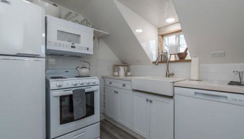 Carriage on Capital near Distilleries & Downtown - Foto 3, stove, dishwasher, pet friendly, toaster, minibar