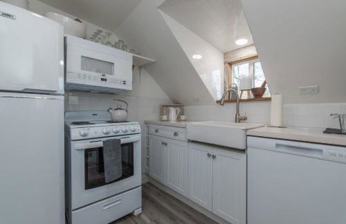 Carriage on Capital near Distilleries & Downtown - Foto 3