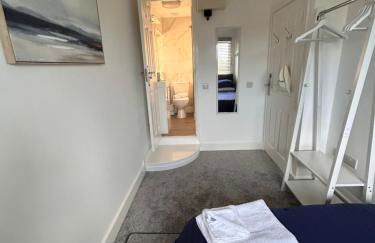 The Loft and The Den Apartments - Photo 37