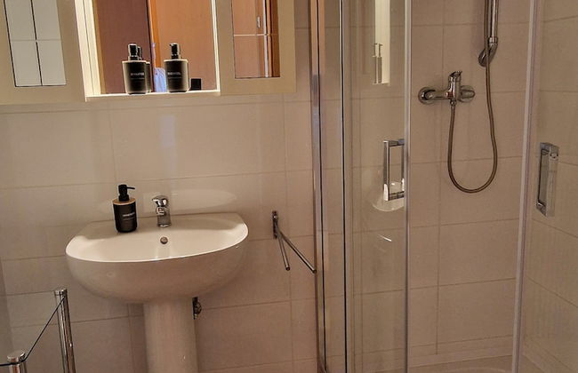 Sunshine Beach House directly at the lake - Foto 15