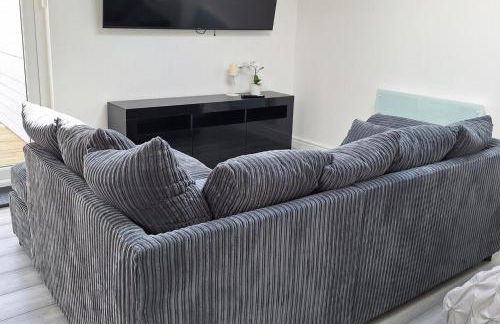 Lodge - Sleeps 2 - Pet friendly - Parking - Patio - Foto 17