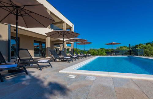 Villa Silente, modern and luxurious villa hugged by nature - Foto 43