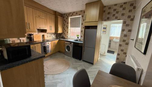 3 bed Jct 37 M1 luxury stay! - Foto 2