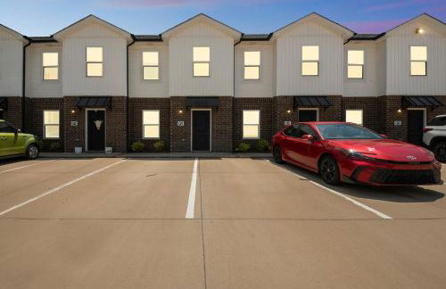 Arte Luxury townhomes Q4 I Comfy 2 Bed 25 Bath - Foto 12