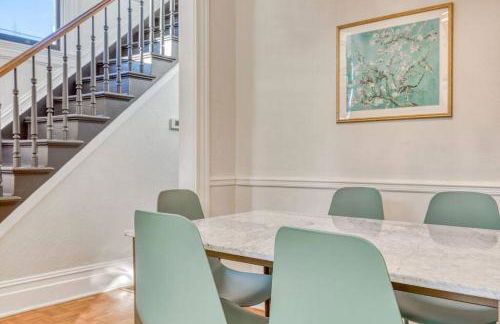 Landmark 23 - Photo 6