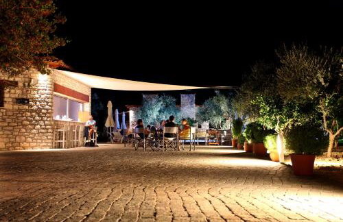 Asfendamos - Foto 19