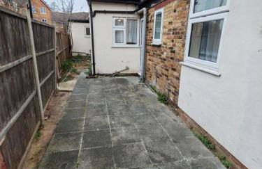 King En-Suite Room Self-Catering Workspace - Foto 19