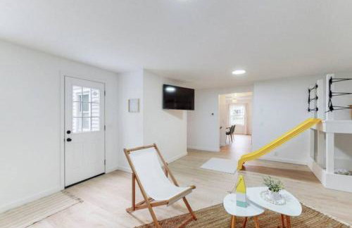 The Playmakers Funhouse-HOF Village - Foto 42